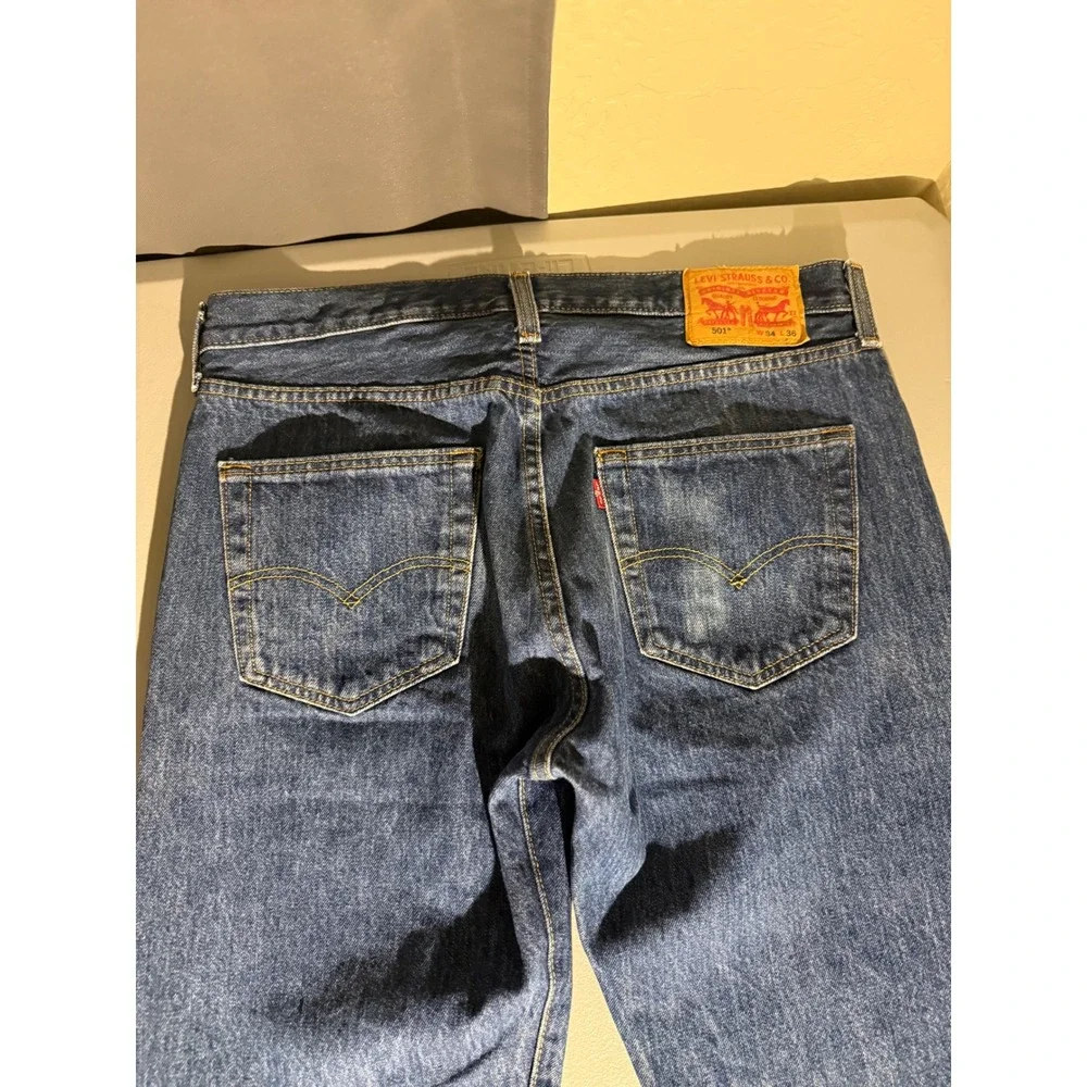 Levis 501 Original Fit Mens Jeans 34x36‎ Medium Wash Blue Denim 00501-0194
